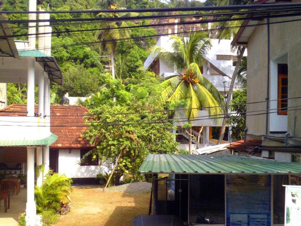 Hopson Resort And Apartment Unawatuna Exteriör bild