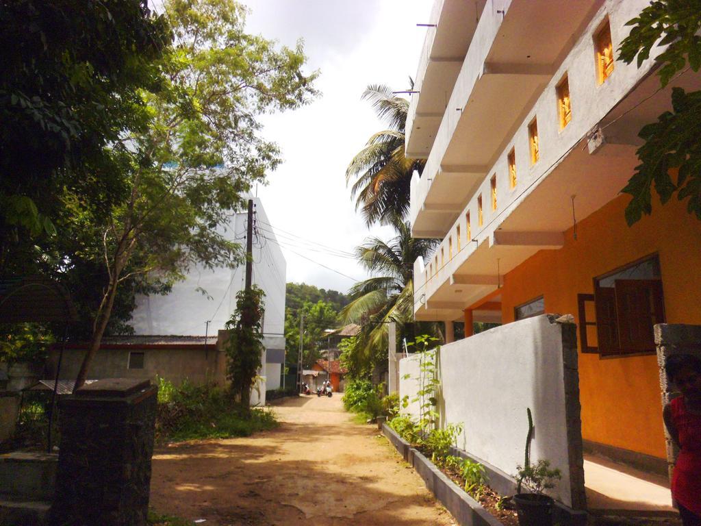 Hopson Resort And Apartment Unawatuna Exteriör bild